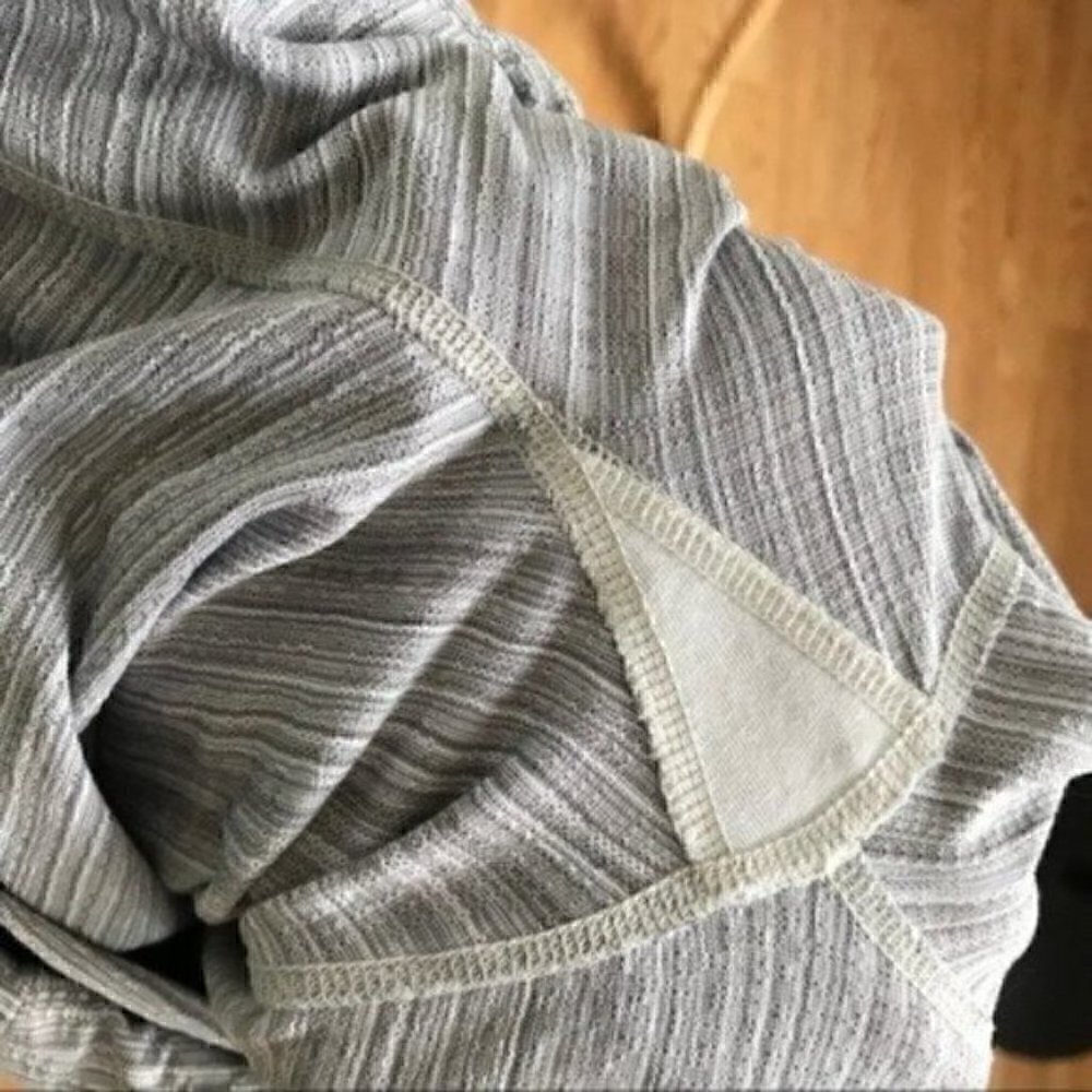 LUCY Hatha Linear Gray Textured Size Medium - Picture 5 of 8